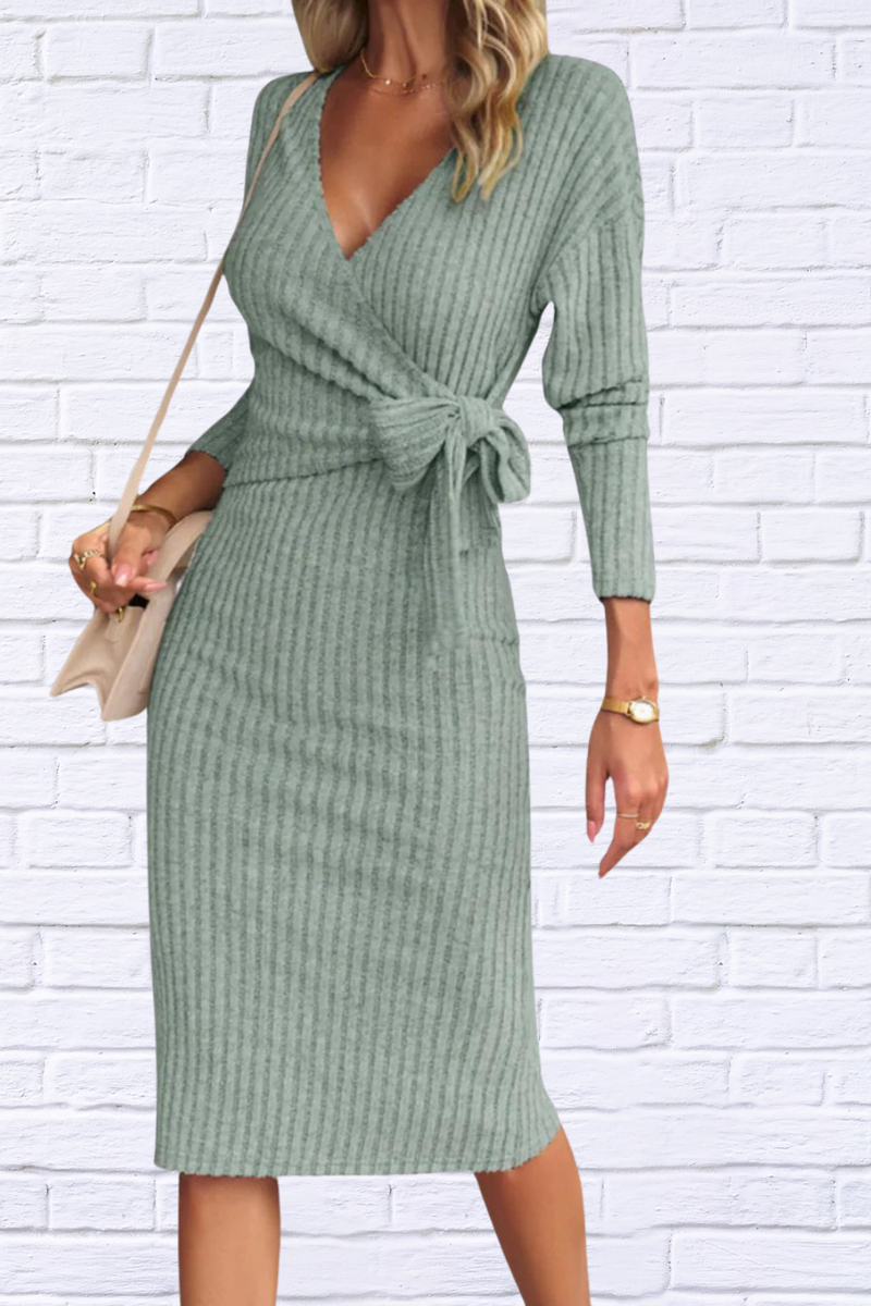 Anne's Women's V-Neck Knitted Tie Dress