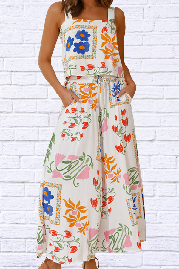 Floral Printed Square Neck Top and Pants Set – Effortless Elegance and Coordinated Style