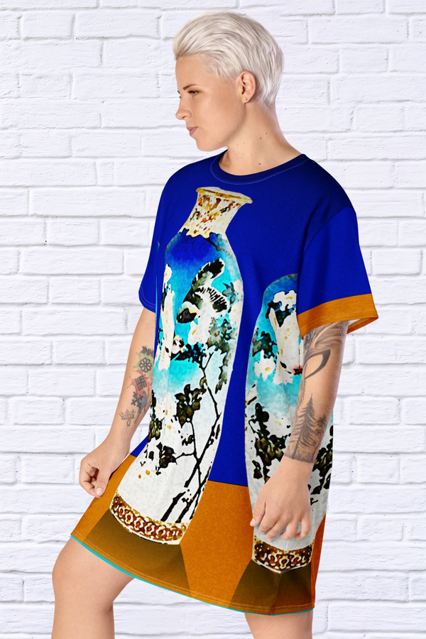 Diva Usa Art Decor T- Shirt Dress