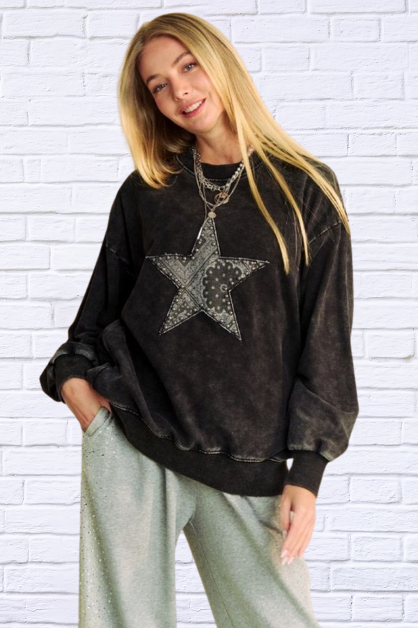 Davi & Dani Stud Star Patch Acid Washed Sweatshirt