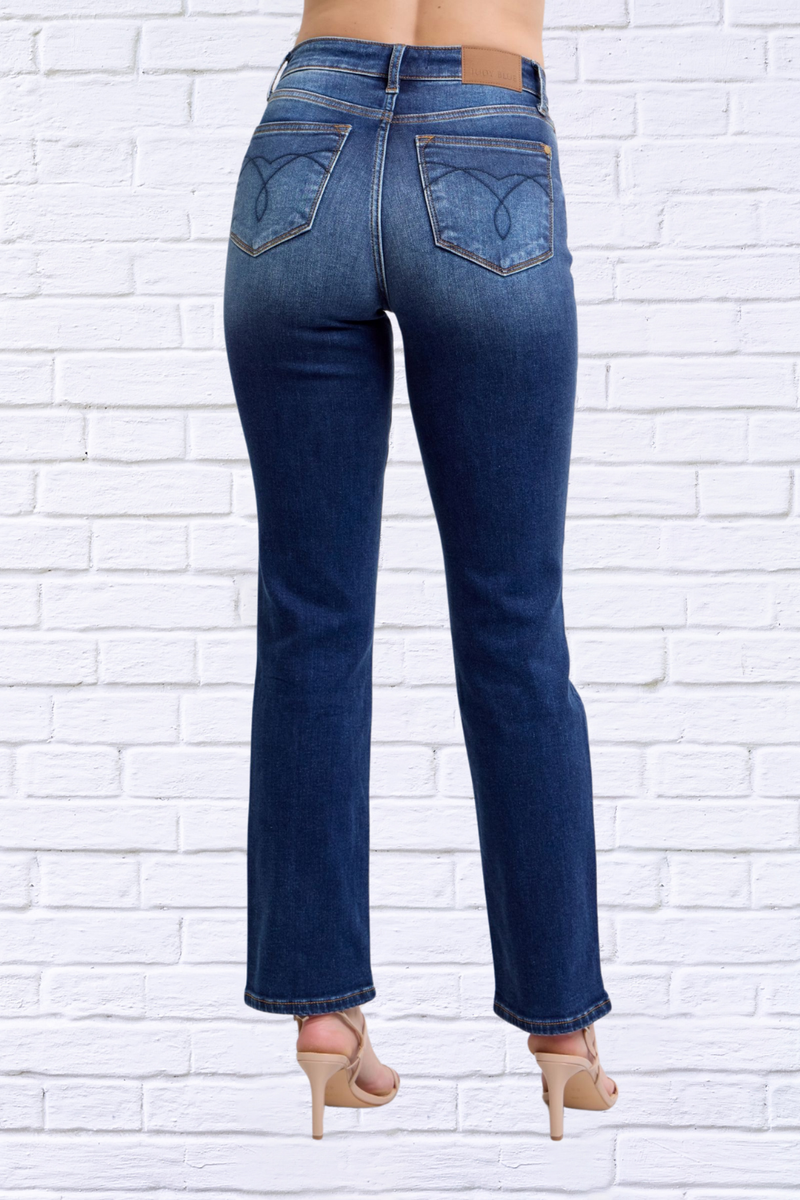 Judy Blue Full Size Washed Straight Leg Jeans with Pockets